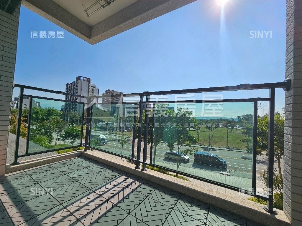 高鐵捷市城大三房附雙平車房屋室內格局與周邊環境