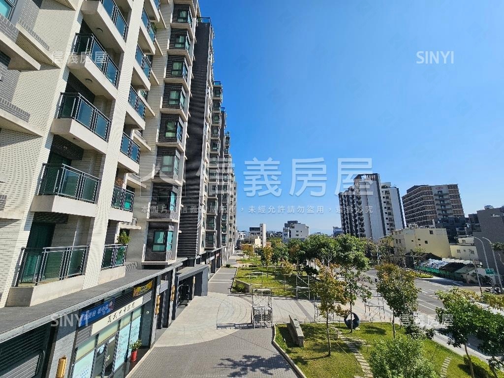 高鐵捷市城大三房附雙平車房屋室內格局與周邊環境