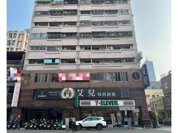 亞灣漢神大立面寬角店１