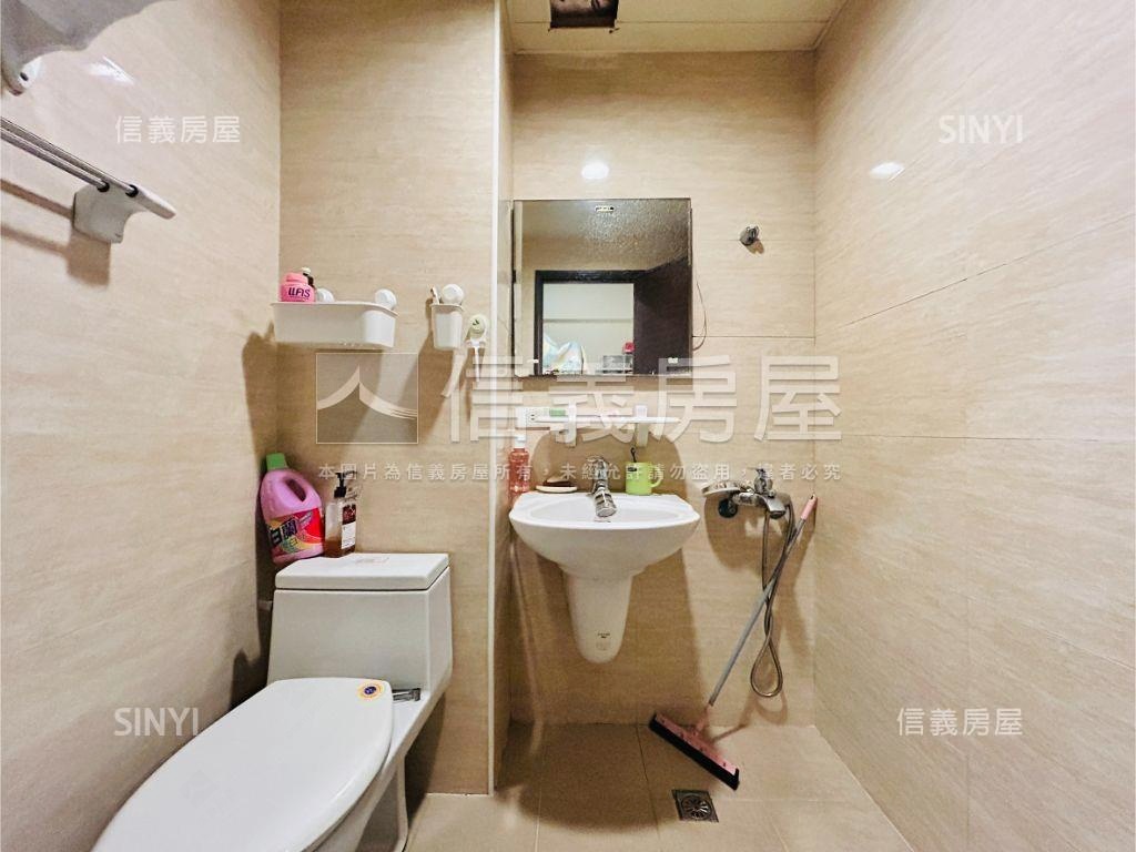 芝星★稀有庭院電梯透天房屋室內格局與周邊環境