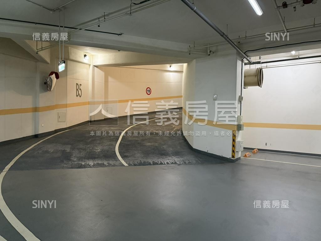 力麒首御臻藏美邸房屋室內格局與周邊環境