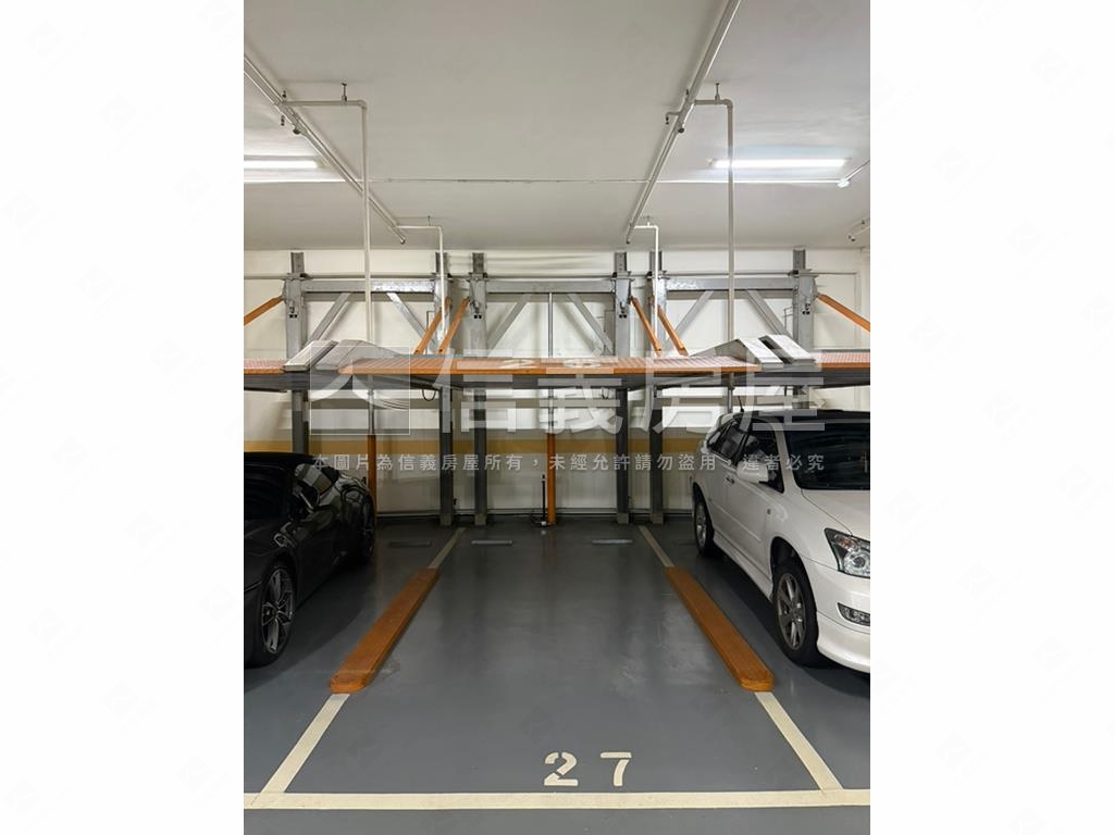 力麒首御臻藏美邸房屋室內格局與周邊環境