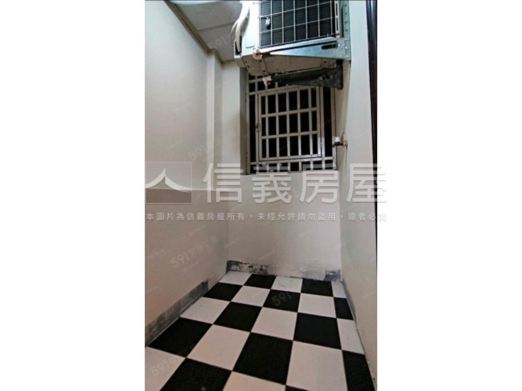鶯桃美透天金雞母房屋室內格局與周邊環境