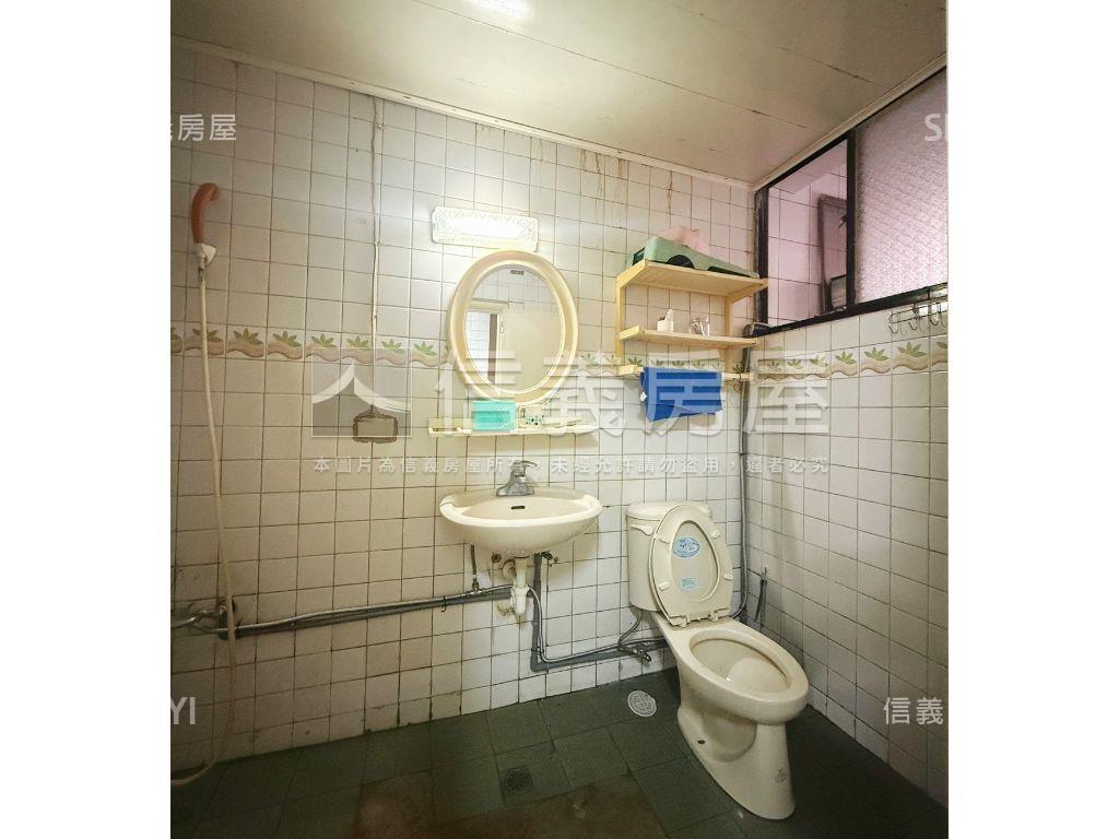 推薦北區四房稀有三樓公寓房屋室內格局與周邊環境