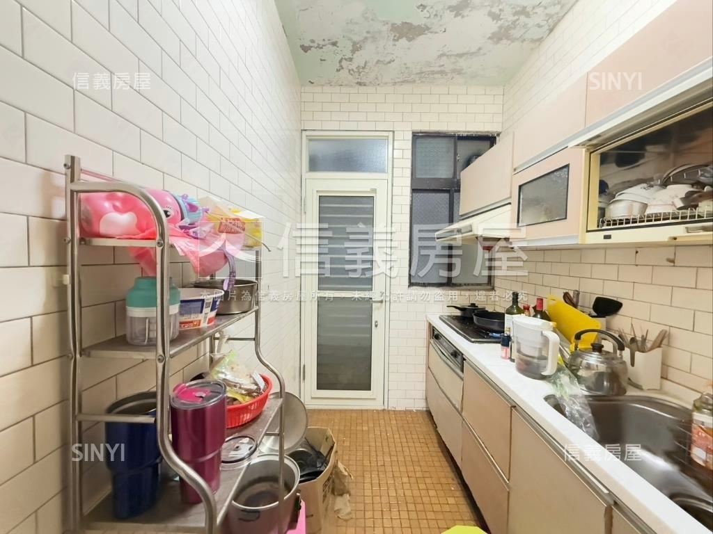 家在成功路上的三房房屋室內格局與周邊環境