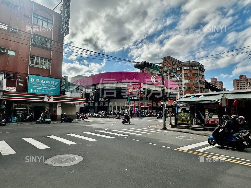 機能好四維公寓房屋室內格局與周邊環境