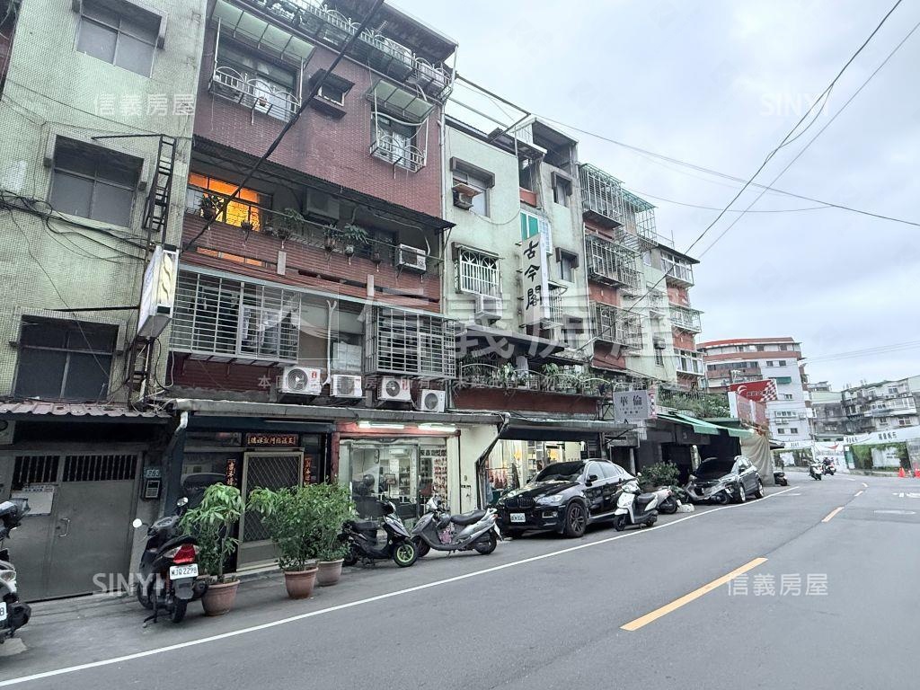 捷運板南線金店面房屋室內格局與周邊環境