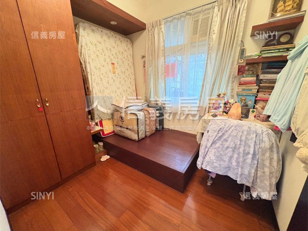 專任春日路溫馨三房車位房屋室內格局與周邊環境