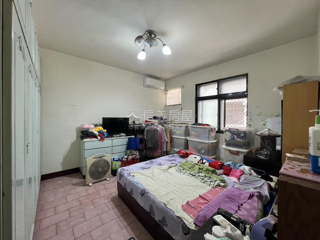 中和中正邊間二樓美寓房屋室內格局與周邊環境