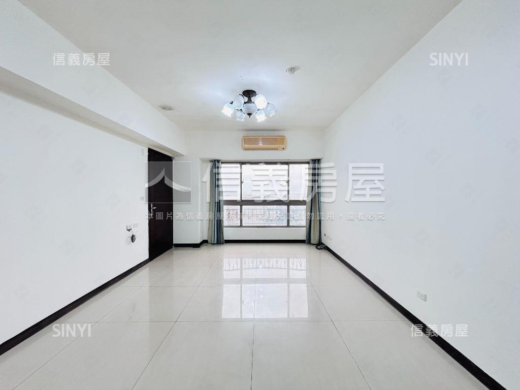 捷運Ａ１７對面３房房屋室內格局與周邊環境