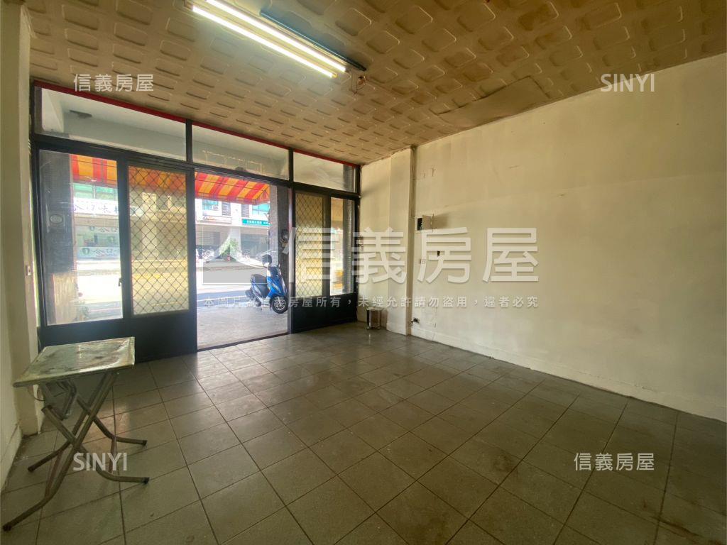 五權南路一樓優質店面房屋室內格局與周邊環境