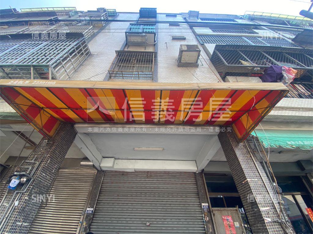 五權南路一樓優質店面房屋室內格局與周邊環境