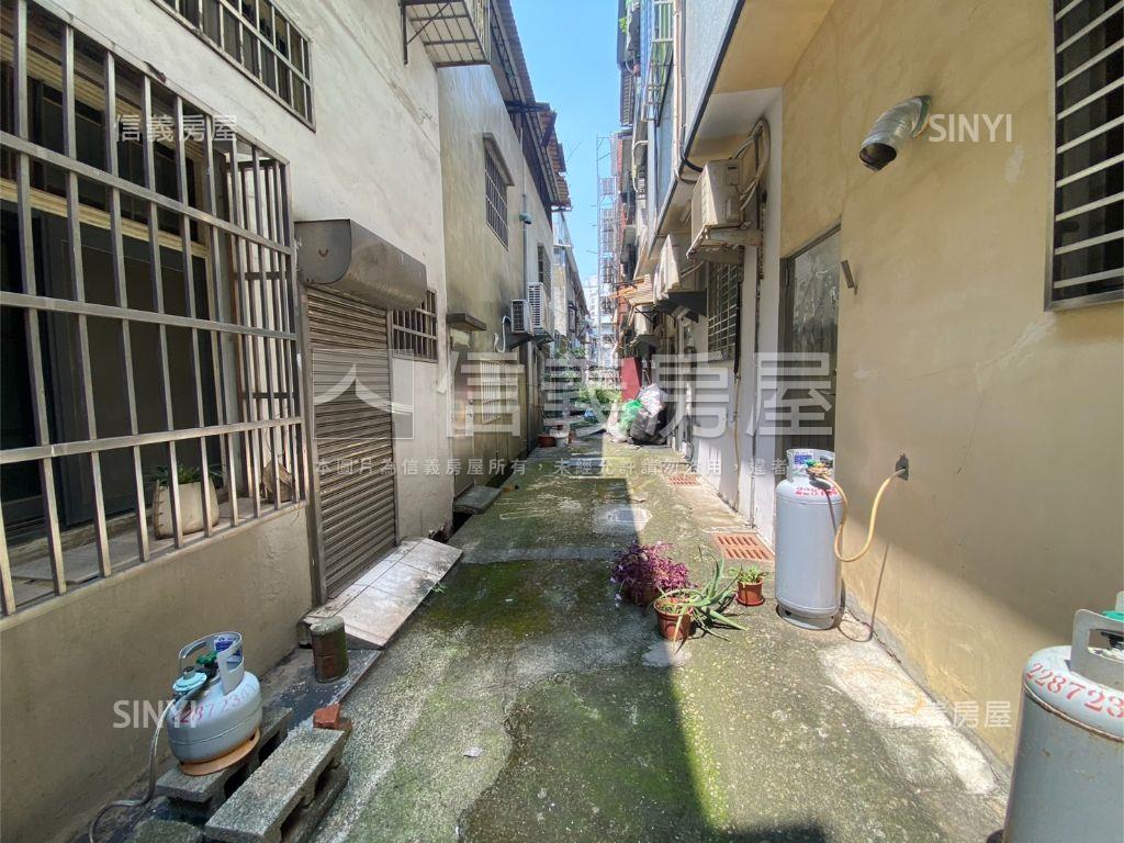 五權南路一樓優質店面房屋室內格局與周邊環境