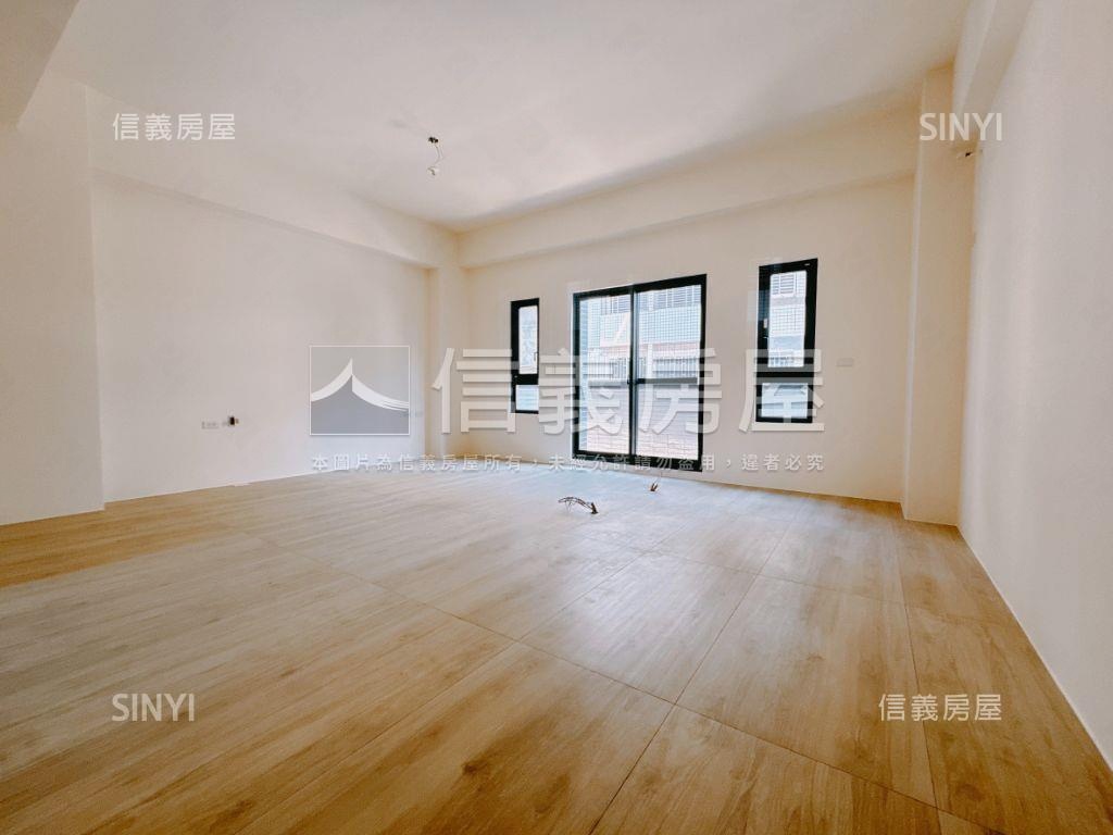 水湳全新臨路美墅Ａ房屋室內格局與周邊環境