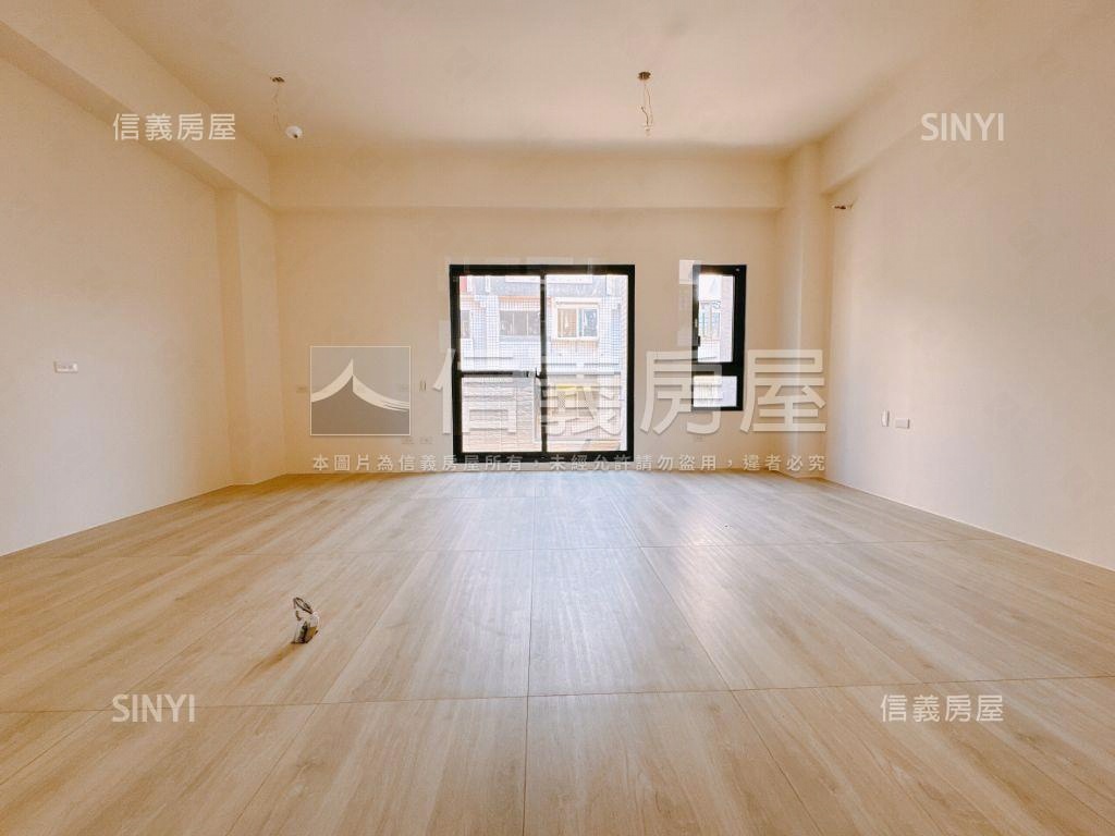水湳全新臨路美墅Ａ房屋室內格局與周邊環境