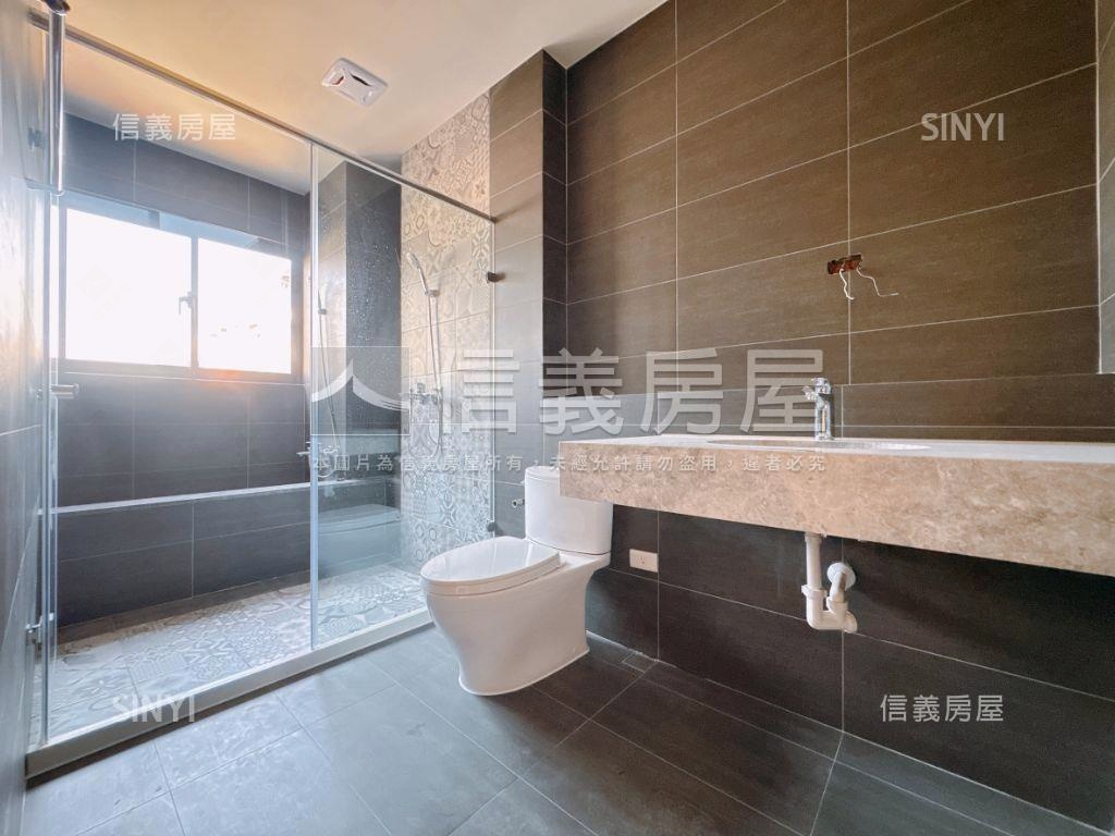水湳全新臨路美墅Ａ房屋室內格局與周邊環境