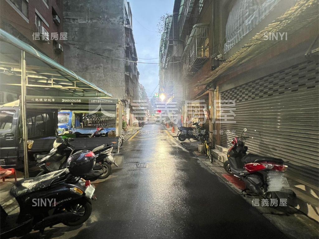 ．稀有近台橋捷運站店面房屋室內格局與周邊環境