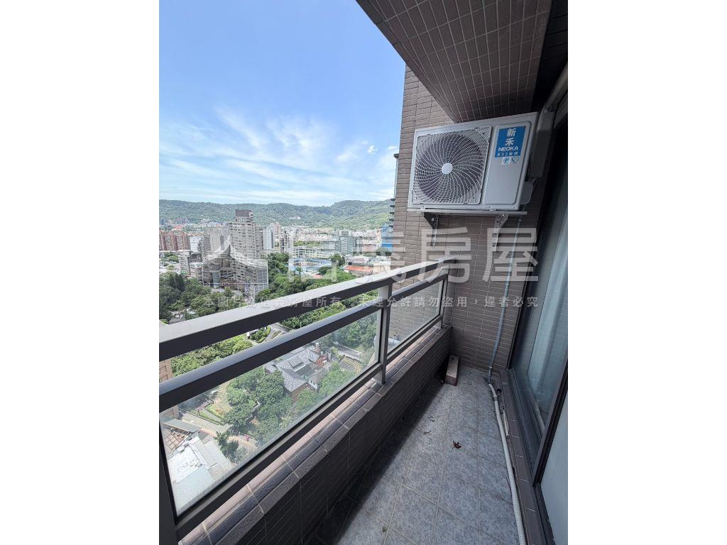 十泉十美高樓美裝潢景觀宅房屋室內格局與周邊環境