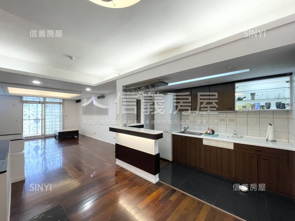 ★新光河山晶鑽寬敞庭院戶房屋室內格局與周邊環境