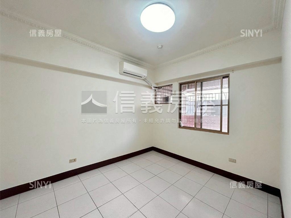 低總價三房有平面車位房屋室內格局與周邊環境