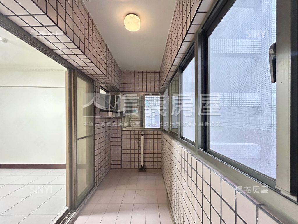 低總價三房有平面車位房屋室內格局與周邊環境