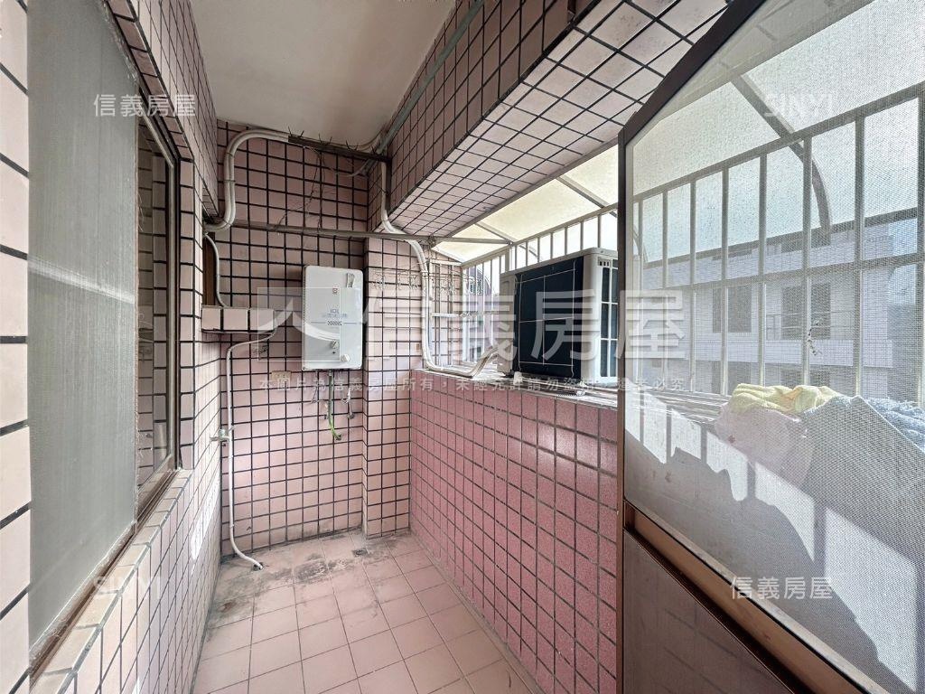 低總價三房有平面車位房屋室內格局與周邊環境