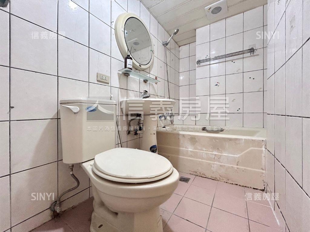 低總價三房有平面車位房屋室內格局與周邊環境