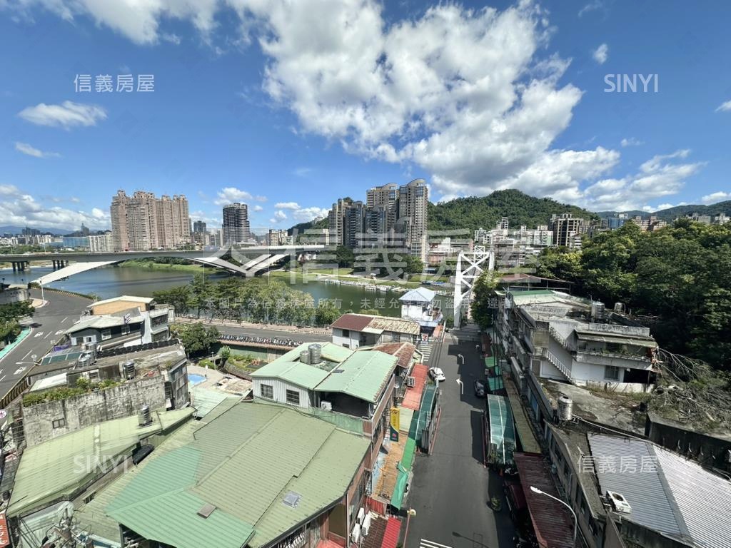 ★捷運☆河景次高樓電梯房屋室內格局與周邊環境