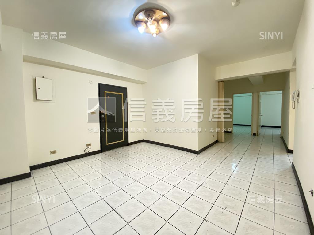 西屯～中康街４房＋車位房屋室內格局與周邊環境