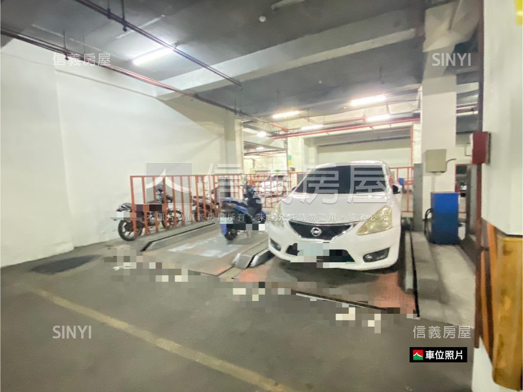 西屯～中康街４房＋車位房屋室內格局與周邊環境