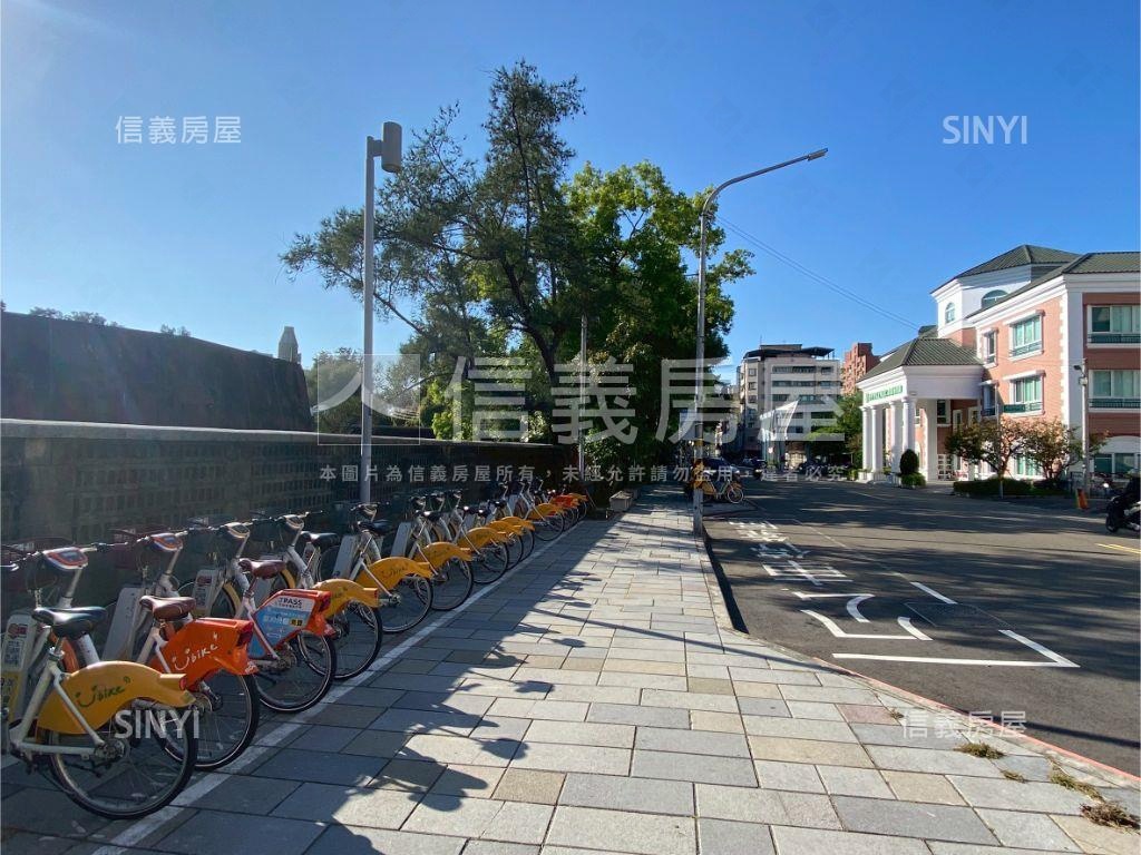 東園培英舒適３房大空間房屋室內格局與周邊環境