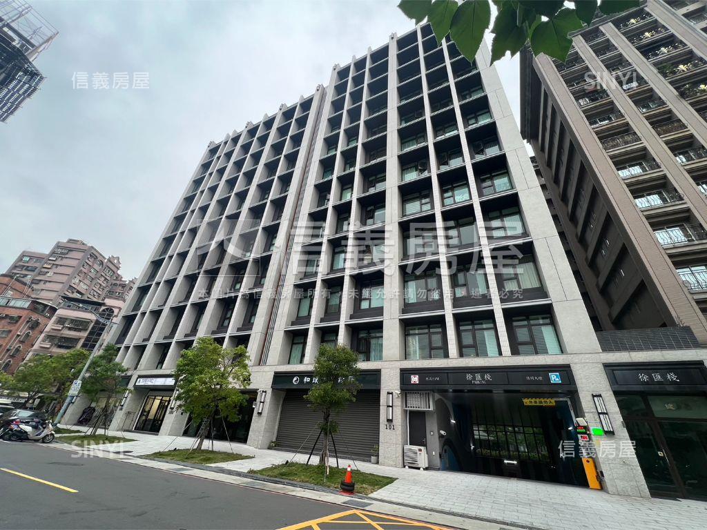 輕奢暖白．質感兩房房屋室內格局與周邊環境