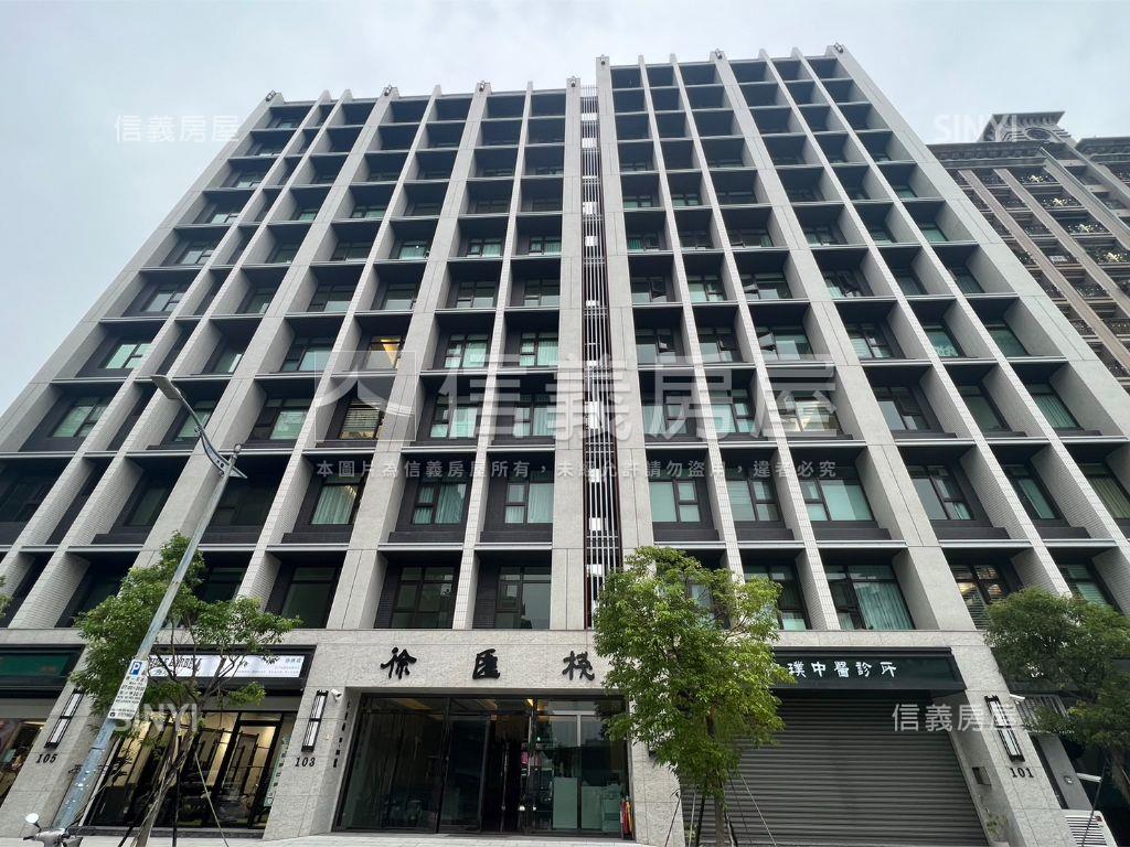 輕奢暖白．質感兩房房屋室內格局與周邊環境