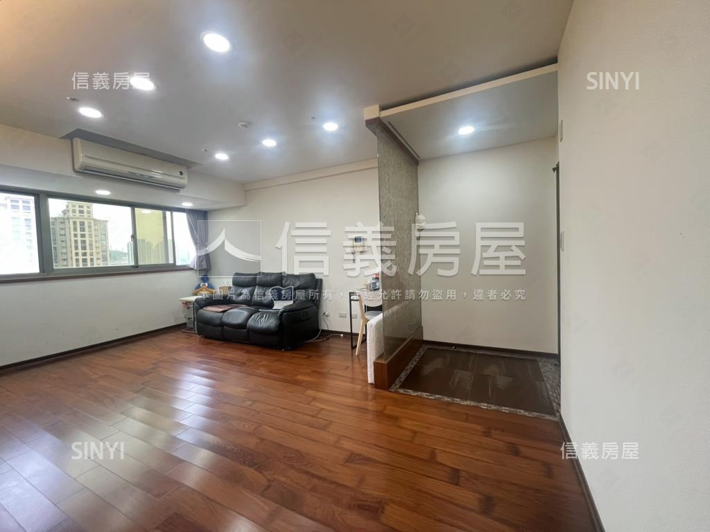 帝寶花園珍藏高樓３房車位房屋室內格局與周邊環境