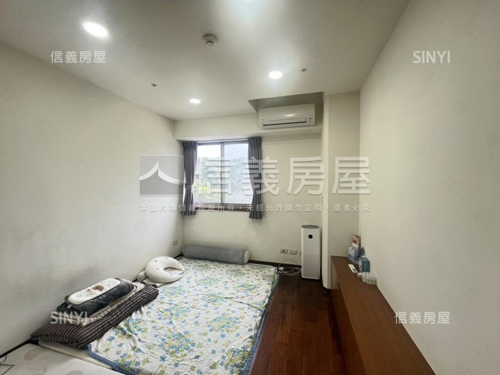 帝寶花園珍藏高樓３房車位房屋室內格局與周邊環境
