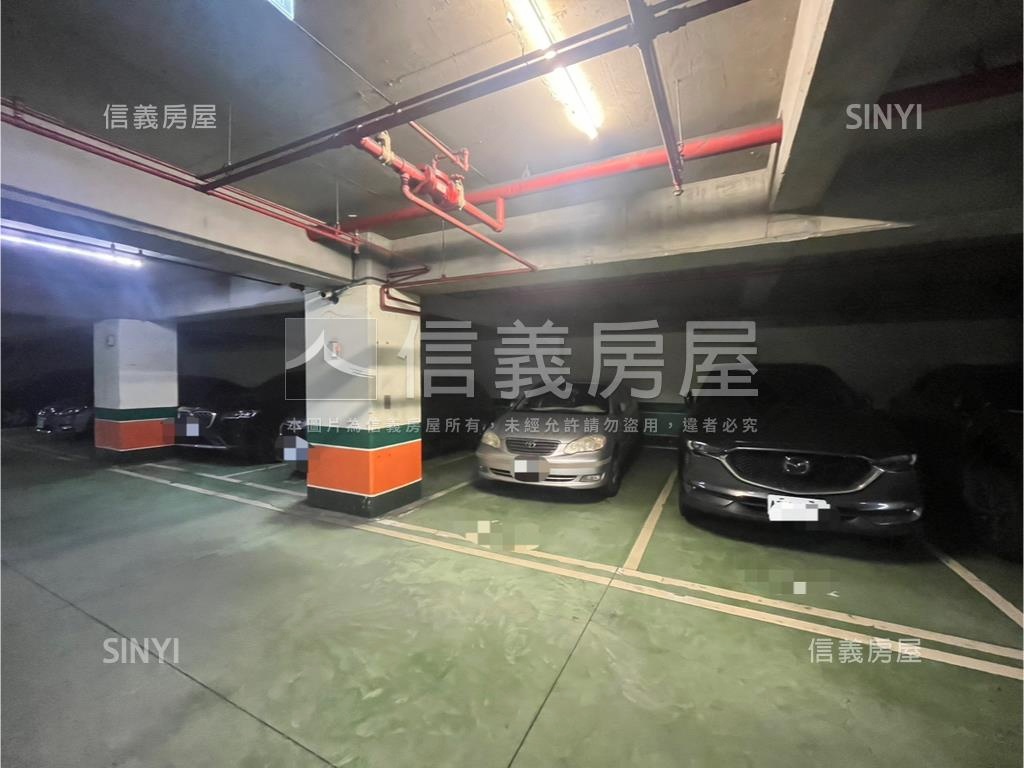 帝寶花園珍藏高樓３房車位房屋室內格局與周邊環境