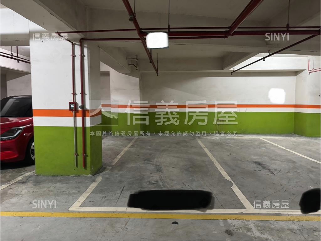 美麗歐洲高樓明亮三房車位房屋室內格局與周邊環境