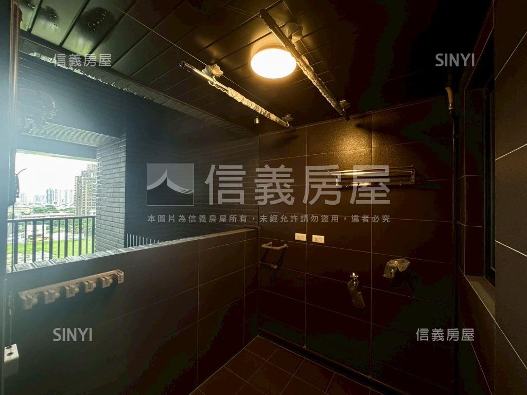 Ｖ市政七期優質三房平車位房屋室內格局與周邊環境