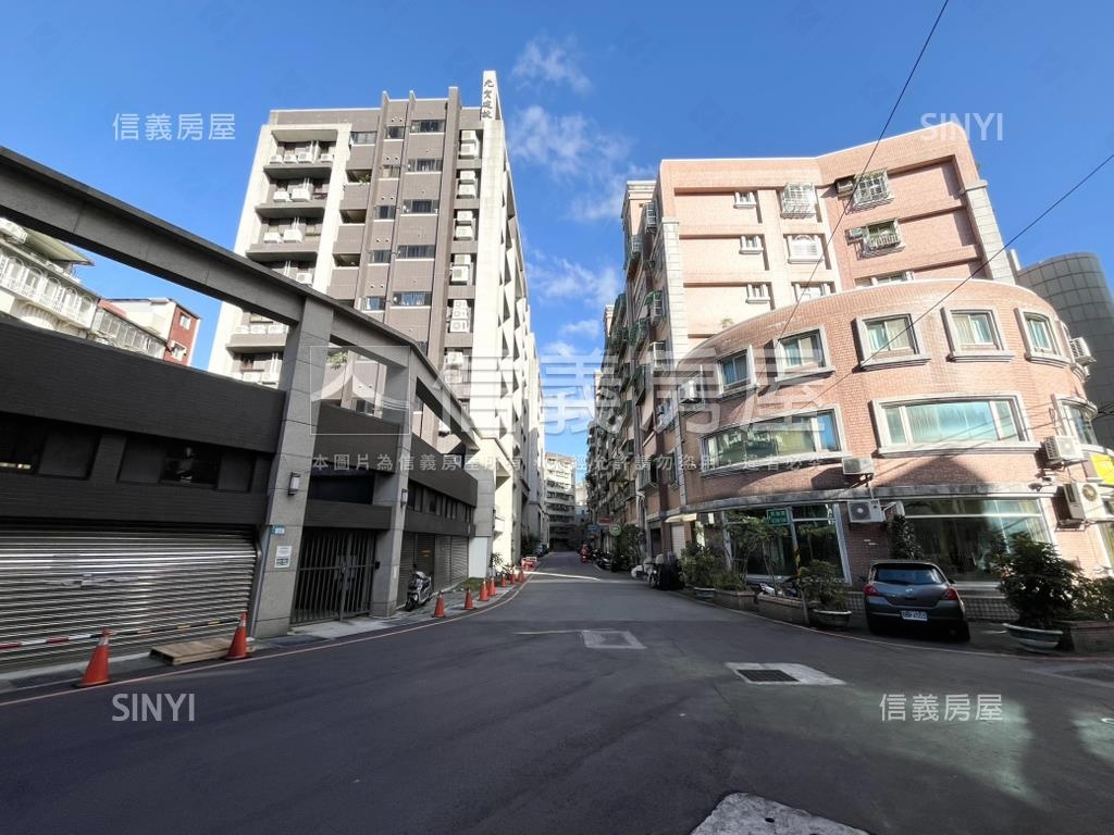 專任元賀享家平面車位房屋室內格局與周邊環境