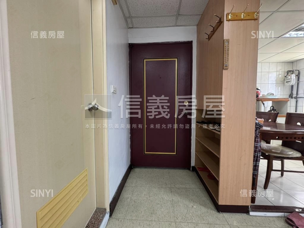 新生北電梯華廈２房房屋室內格局與周邊環境