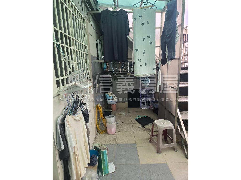 新莊輔大旁透天房屋室內格局與周邊環境