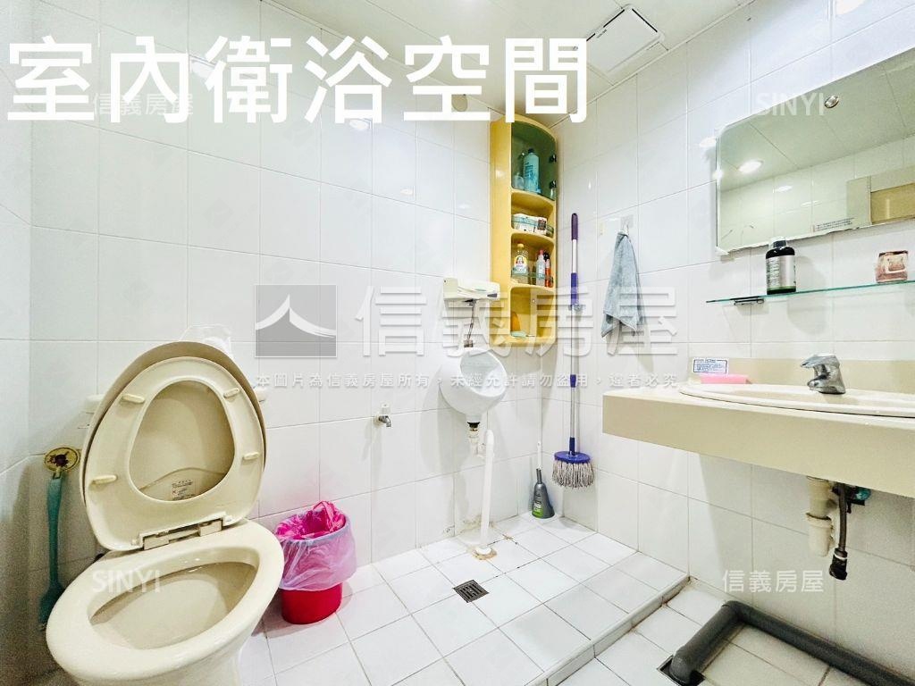 松江南京住辦大樓有２車位房屋室內格局與周邊環境
