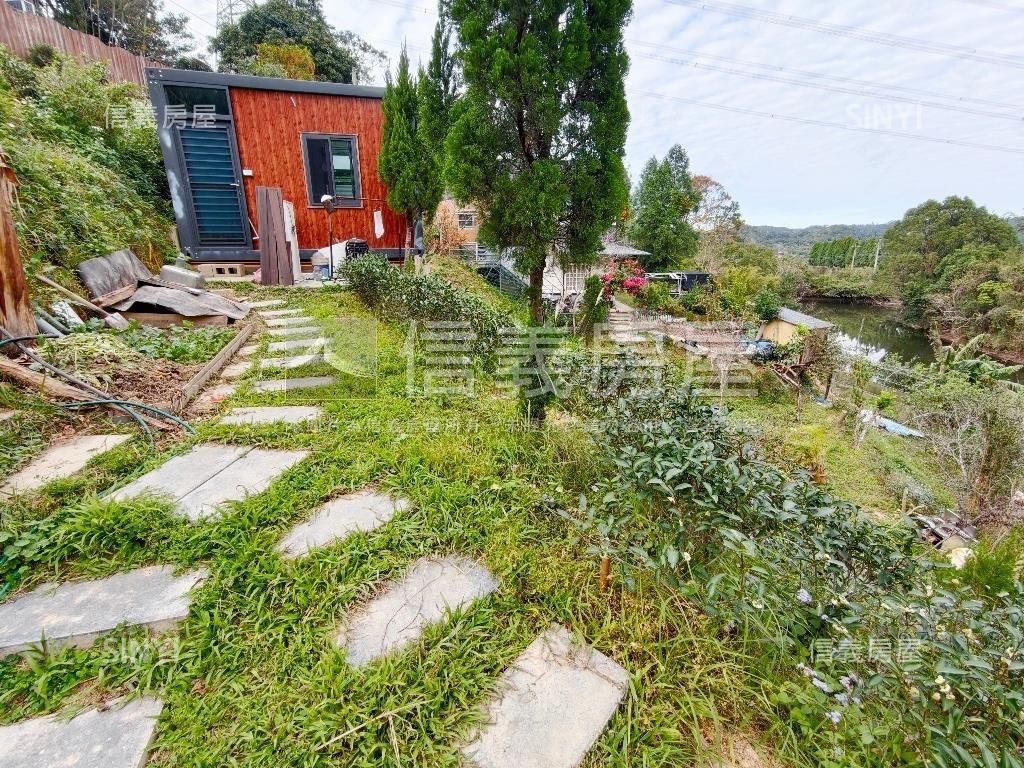 北埔肥沃小農土地房屋室內格局與周邊環境