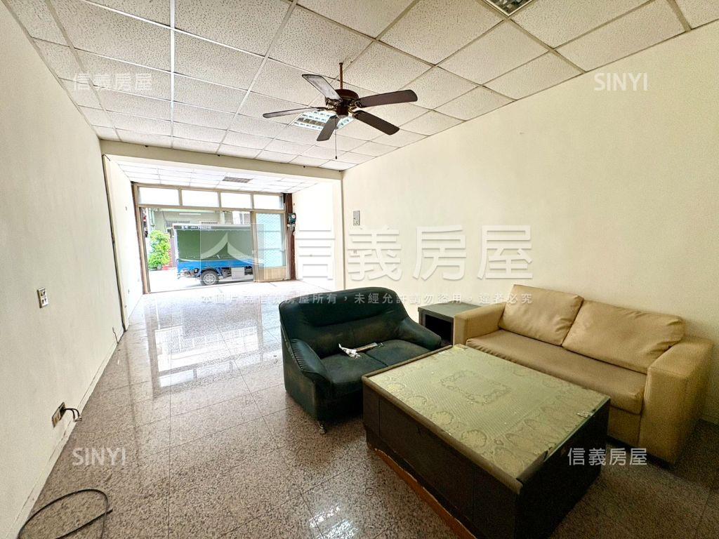 Ａ案水湳經貿臨路透天房屋室內格局與周邊環境