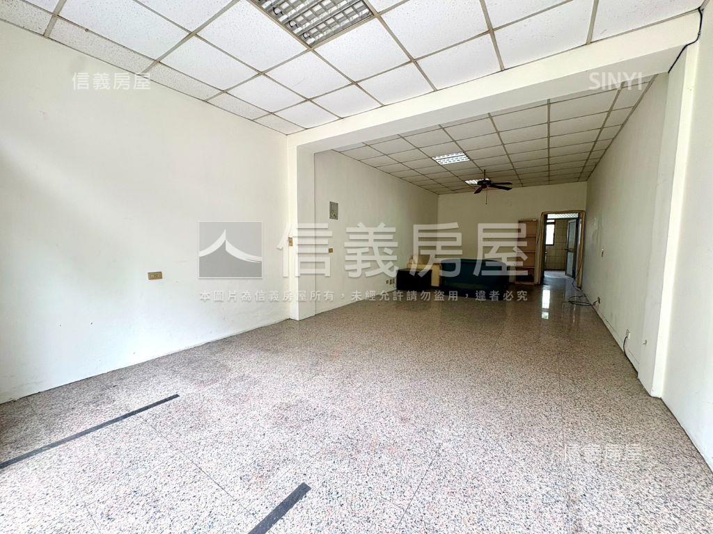 Ａ案水湳經貿臨路透天房屋室內格局與周邊環境