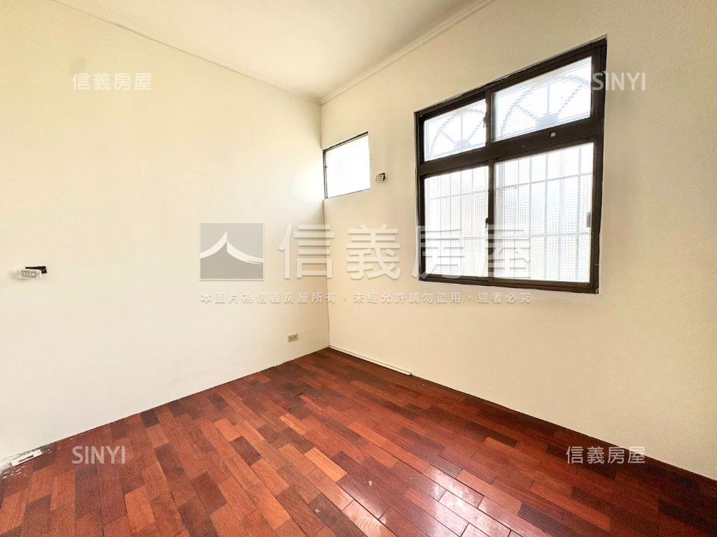 Ａ案水湳經貿臨路透天房屋室內格局與周邊環境