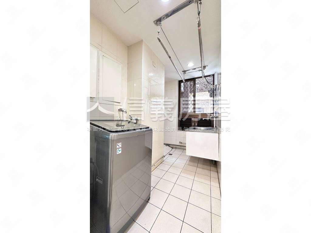 水世紀山河美景豪邸房屋室內格局與周邊環境