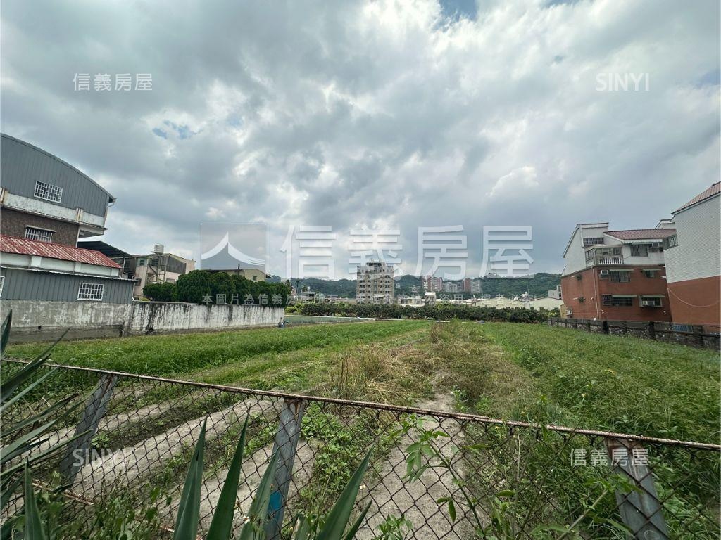霧峰方正乙建房屋室內格局與周邊環境