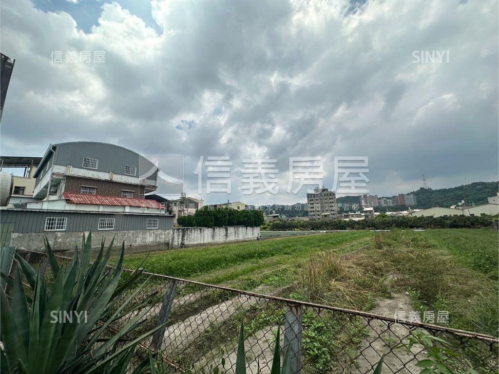霧峰方正乙建房屋室內格局與周邊環境