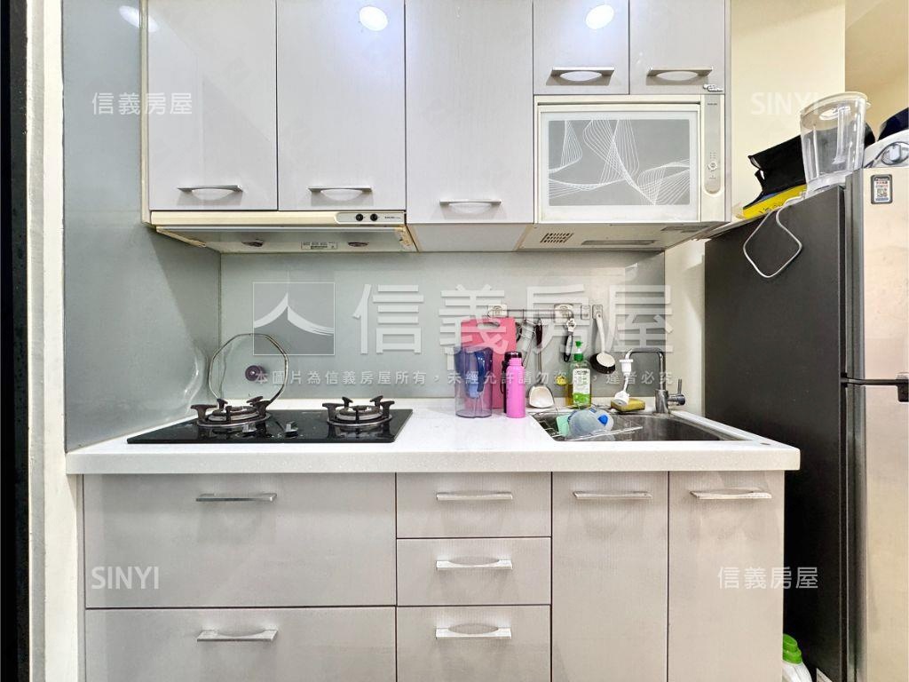 大河漾３面採光三房平車房屋室內格局與周邊環境